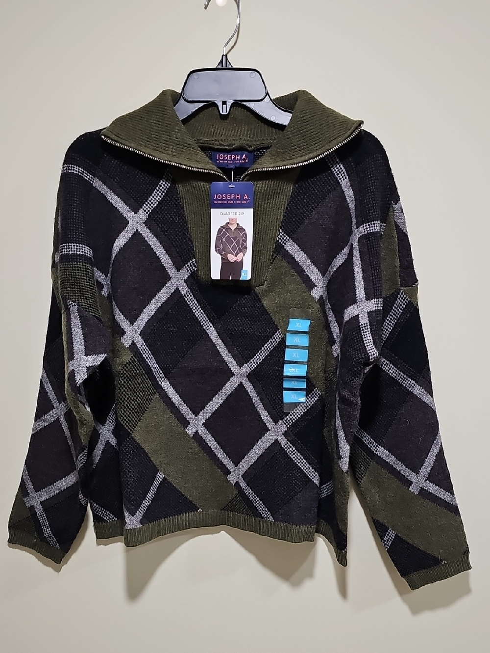 Joseph A Olive Green, Black & Gray Argyle Zip-Up Sweater